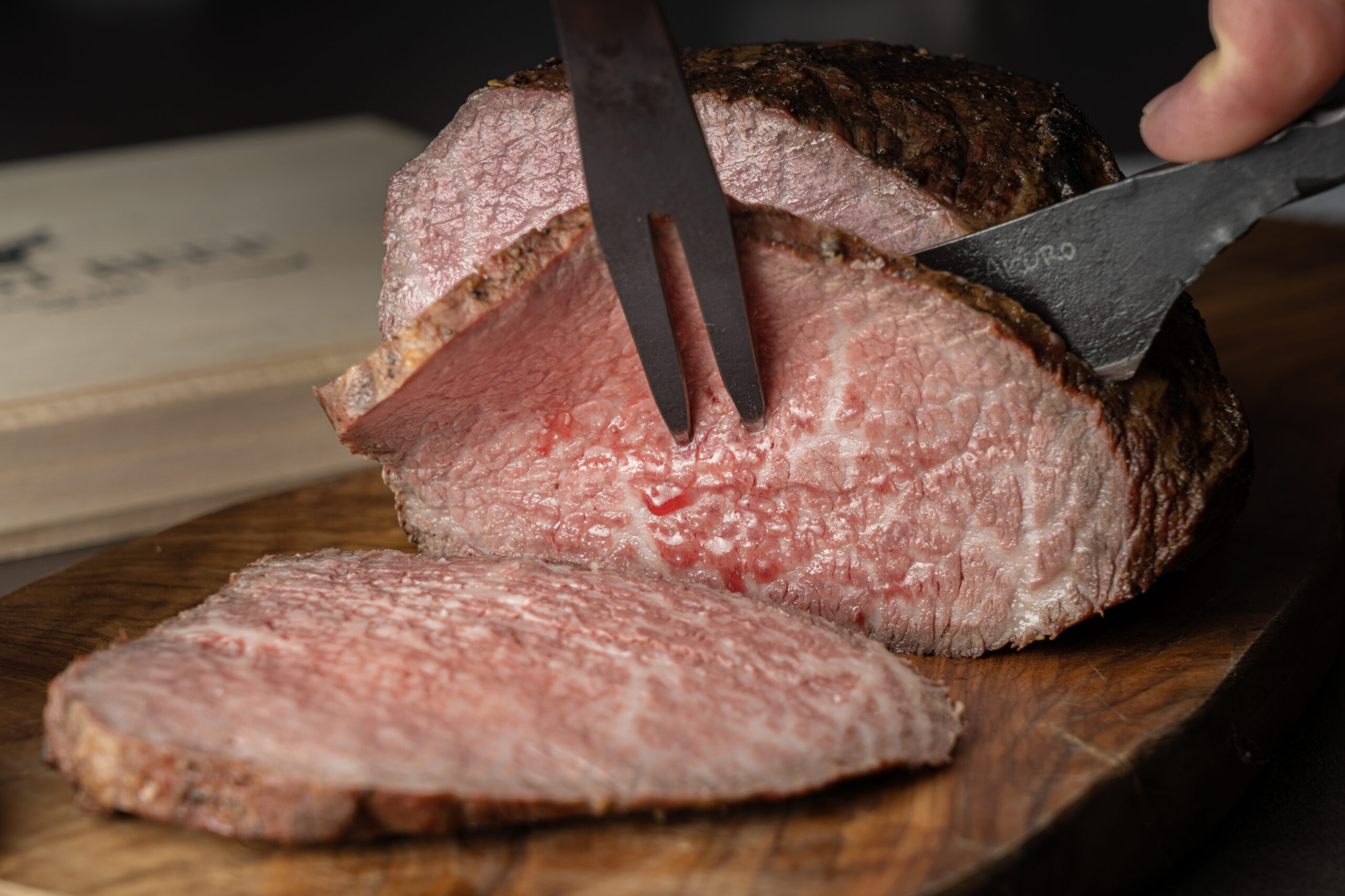 豊後牛炭火焼ローストビーフ